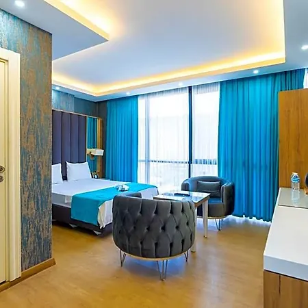 Black Palace Hotel